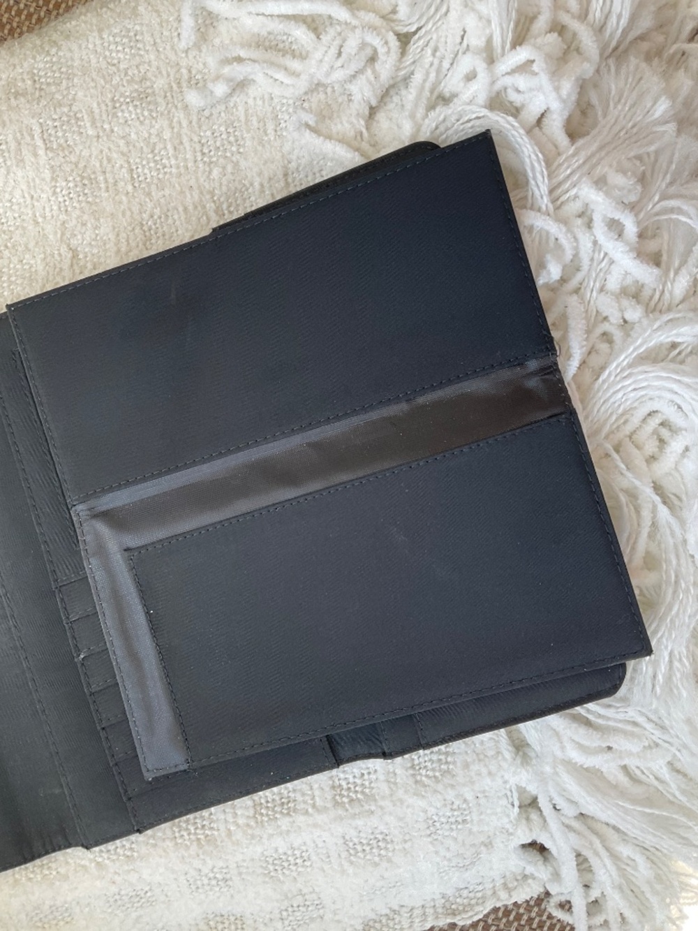 Audrey Hepburn black wallet - Picture 7 of 10